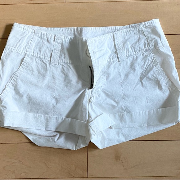 refuge Pants - refuge White Cotton Casual Women's Shorts